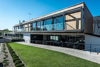 Regatta Hotel Spa